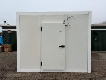 Vriescel 328 x 328 x 268 cm, Nieuw in verpakking, Koelen en Vriezen