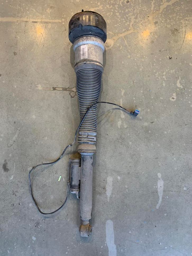 Mercedes W221 S400 airmatic veerpoot Achter A2213202113, Auto-onderdelen, Ophanging en Onderstel, Gebruikt, Mercedes-Benz