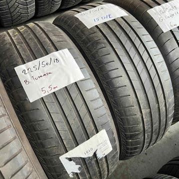 2 x Bridgestone Turanza 225-50-18 Zomerbanden 5,5mm, Auto-onderdelen, Banden en Velgen, 18 inch, Gebruikt, Ophalen of Verzenden