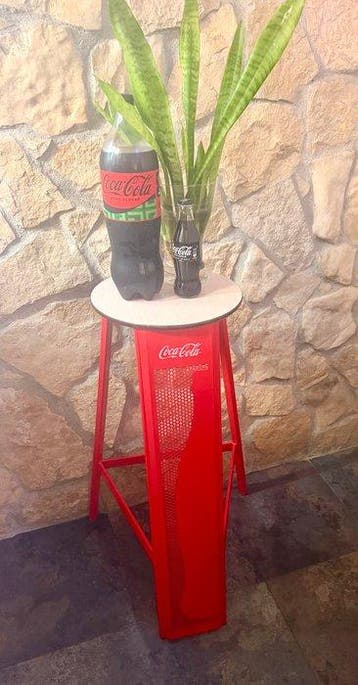 Bijzettafel - IJzer - Coca-Cola kruk / tafel