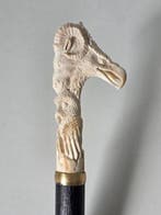 Dierentotem Handsnijwerk Wandelstok - Hertengewei, Antiek en Kunst