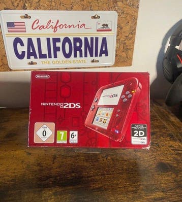 Nintendo - 2DS - Nintendo 2ds rouge transparente en boite -, Nieuw