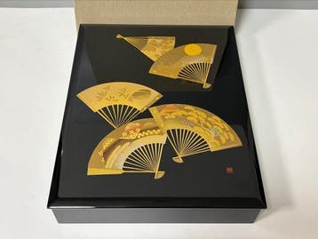 Aizu Lacquerware Bunko Box | Gold Maki-e Folding Fan Design