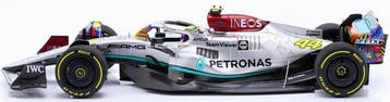 Minichamps 1:18 - Modelauto - MERCEDES -AMG PETRONAS FORMULA, Nieuw
