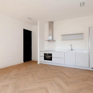 Appartement in Den Haag gevonden voor €1795,- pm, Den Haag, Den Haag, Direct bij eigenaar, Appartement