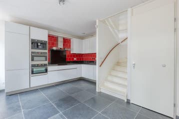 Te huur: Huis Adriaan Vlackstraat in Den Haag, Den Haag, Zuid-Holland