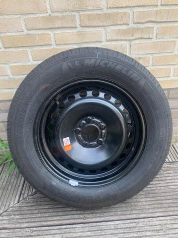 reservewiel Ford Mondeo Kuga Focus Michelin 215 60 16 95V, Ophalen, 215 mm, 16 inch, Banden en Velgen