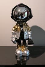 RichART - Astronaute version Louis Vuitton avec son sac, Antiek en Kunst