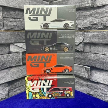 Mini GT 1:64 - Modelauto (4) - Lotto di 4 Modellini Mini GT, Nieuw