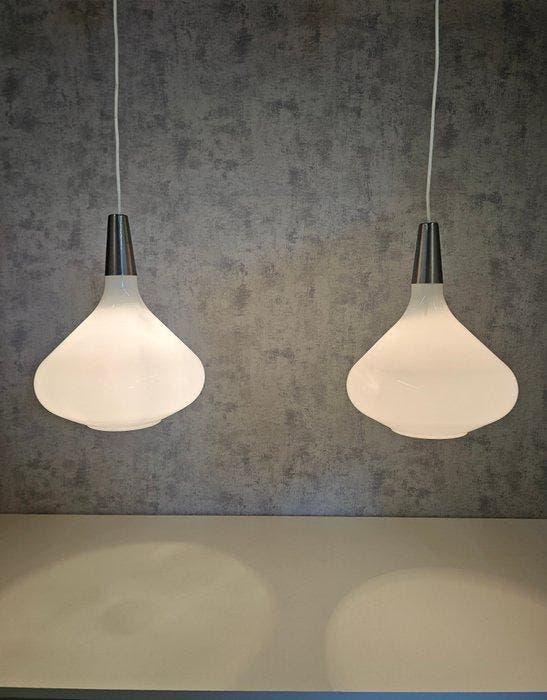 IKEA - Plafondlamp (2) - Sodak - Opaline glas, Antiek en Kunst, Antiek | Meubels | Stoelen en Banken