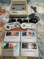 Nintendo - Snes - Super Nintendo & 4 Games & 2 Controllers -, Nieuw