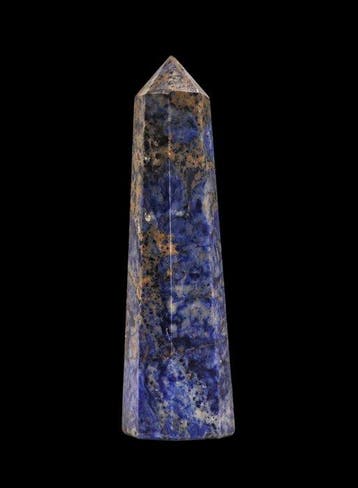 Museumkwaliteit 1,9 kg blauwe sodaliet & rode vuurkwarts