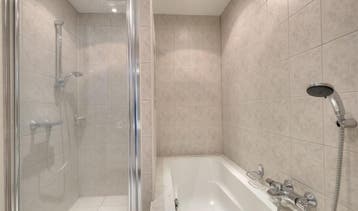 Te Huur 3 Kamer Appartement Gildemeestersplein In Arnhem, Huizen en Kamers, Gelderland, Direct bij eigenaar, Appartement, Arnhem