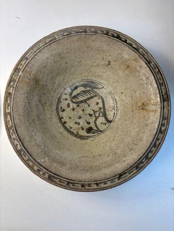 Bord - Antique Sawankhalok Thai Fish Bowl - poircelaine -