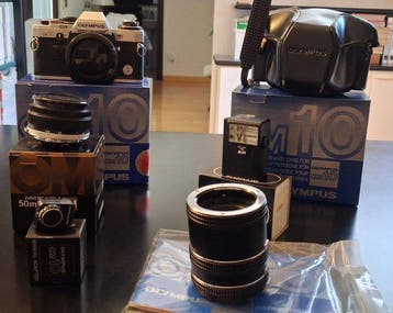 Olympus OM10 35mm SLR Kit - Zuiko 50mm f/1.8 Lens,, Nieuw