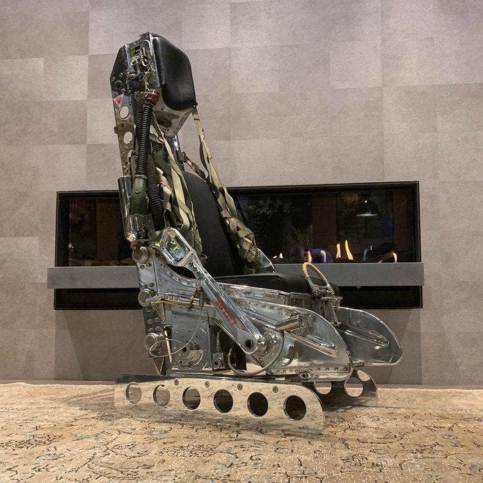 Stoel - Aluminium, Staal - Een Lockheed F-104-ejectiezetel -, Antiek en Kunst, Antiek | Wandborden en Tegels