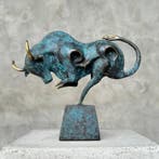 sculptuur, NO RESERVE PRICE - Cubist Bull on Stand - 22 cm -