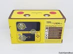 New Nintendo 2DS XL - Console - Pikachu Edition - NEW, Spelcomputers en Games, Spelcomputers | Nintendo 2DS en 3DS, Verzenden
