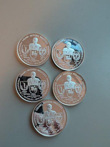 Equatoriaal-Guinea. 7000 Francos 1991, 5 x Coins (Zonder