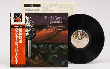 Van der Graaf Generator - THE LEAST WE CAN DO IS WAVE TO, Nieuw in verpakking