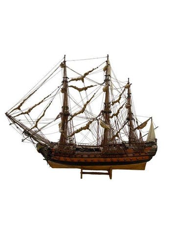 Modellschiff „Le Superbe“ – handgefertigt - Modelschip -