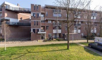Te Huur 4 Kamer Appartement Hollandsch Diep In Zaandam, Huizen en Kamers, Direct bij eigenaar, Noord-Holland, Zaandam, Appartement