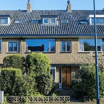 Huis in Oegstgeest gevonden voor €2475,- pm, Huizen en Kamers, Huizen te huur, Overige soorten, Direct bij eigenaar, Oegstgeest