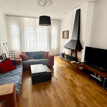Appartement in Den Haag gevonden voor €2495,- pm, Huizen en Kamers, Huizen te huur, Den Haag, Den Haag, Direct bij eigenaar, Appartement