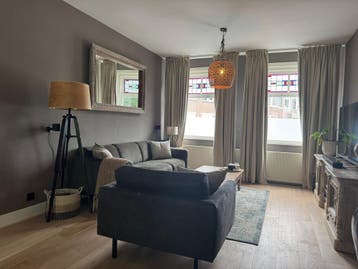 Te huur: Huis Zestienhovensekade in Rotterdam, Rotterdam, Zuid-Holland