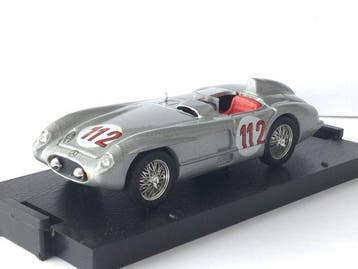 Brumm 1:43 - Model sportwagen - Mercedes Benz 300 SLR, Nieuw