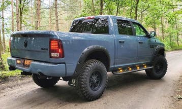 Side Steps Chaos Zwart Staal Dodge Ram 1500 | 2009-2018, Auto-onderdelen, Ophalen of Verzenden, Nieuw, Links