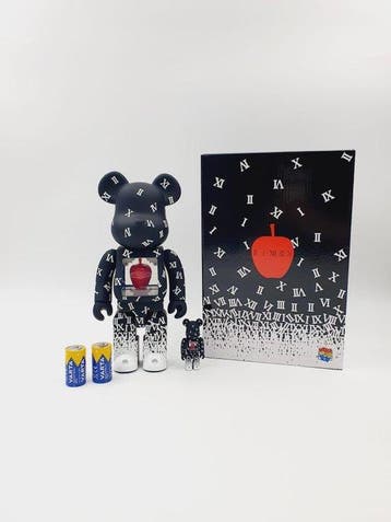 Medicom Toy - Be@rbrick 400% + 100% Shareef Bearbrick 2023