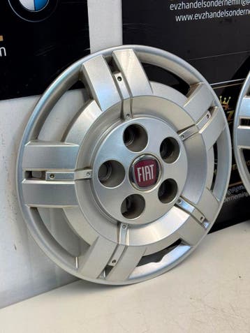 Wieldoppenset 2 stuks 16 inch Fiat Ducato bj.2011 1352627080, Auto diversen, Wieldoppen, Gebruikt