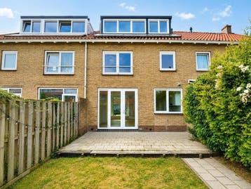 Te huur: Huis Paulus Emtinckweg in Diemen, Diemen, Noord-Holland