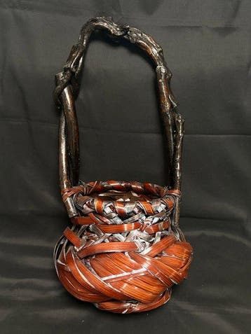 H62cm Groot Gesigneerde Japanse Bamboe Ikebana-mand door