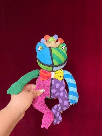Romero Britto (1963) - sculptuur, Romero Britto Frog Prince