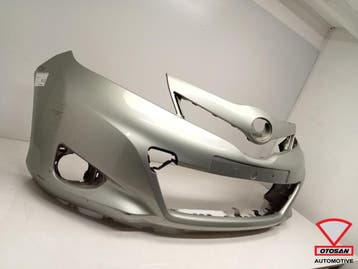 Toyota Yaris P13 2011-2014 voorbumper origineel, Ophalen, Gebruikt, Toyota, Bumper
