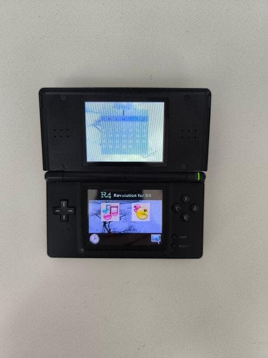 Nintendo - DS lite - Handheld gaming console, Spelcomputers en Games, Spelcomputers | Overige Accessoires