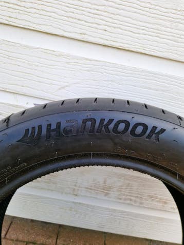 235/50/19 Hankook Zomerbanden 2X, Auto-onderdelen, Banden en Velgen, 19 inch, Gebruikt, 235 mm, Band(en)