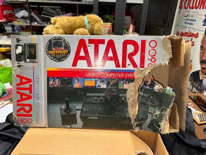 Atari - 2600 VCS - Atari 2600 con scatola vintage 1983 +, Spelcomputers en Games, Spelcomputers | Overige Accessoires