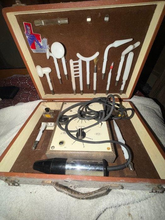 Medische apparatuur - Frankrijk, Glas, Antiek en Kunst, Antiek | Wandborden en Tegels