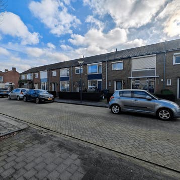 Huis in Mierlo gevonden voor €1775,- pm, 50 m² of meer, Overige regio's