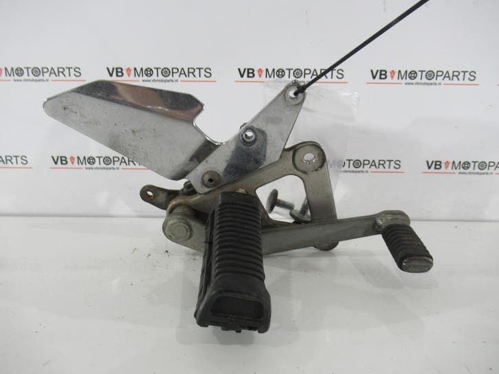 Suzuki GS 500 Voetsteun rechts voor, Motoren, Onderdelen | Suzuki, Ophalen of Verzenden