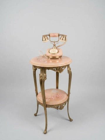 Middentafel (2) - Messing, Marmer - PIEDISTAL/TELEFOON