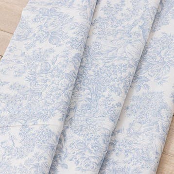 Stof Toile de Jouy azuurblauw - Meubelstof - 250 cm - 280 cm