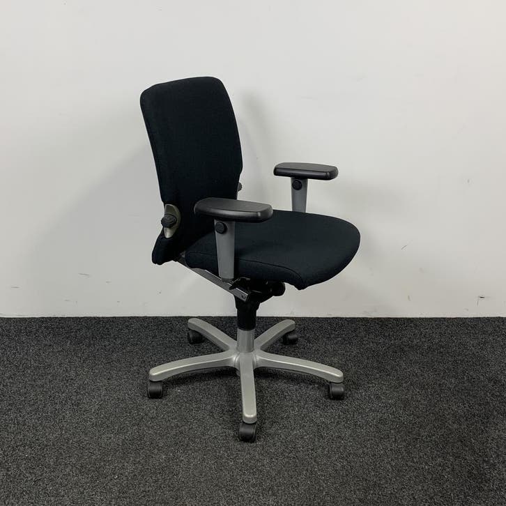Comforto 77 Refurbished Bureaustoel - Zwart, Huis en Inrichting, Bureaustoelen, Bureaustoel, Ergonomisch, Ophalen of Verzenden