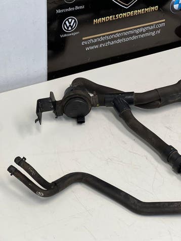 Renault Master waterpomp extra waterslang 2021 0392023219, Gebruikt, Renault