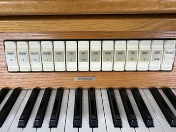 Eminent E 26, Muziek en Instrumenten, Orgels, Zo goed als nieuw, 2 klavieren, Orgel