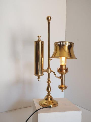 Agusti S.A - Tafellamp - Messing - Quinquet, Antiek en Kunst