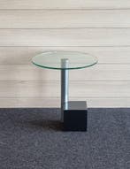 Een glazen bijzettafel Hank Kwint voor Metaform, Nieuw